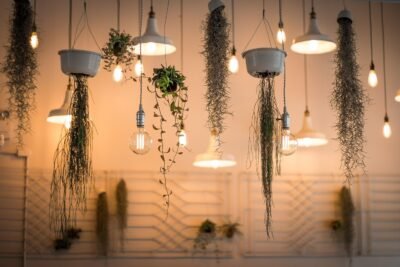 Dicas de iluminação para valorizar a decoração da casa