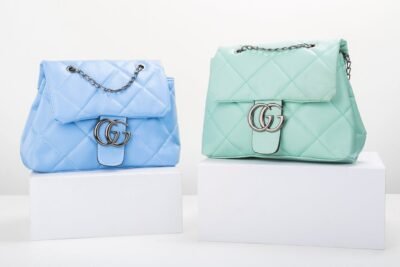 como combinar bolsas e sapatos sem parecer “conjuntinho”